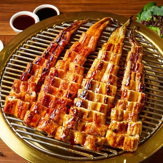 자연산 손질 바다장어 특대 1kg 손질 후 600g 4미 1세트 19,900원