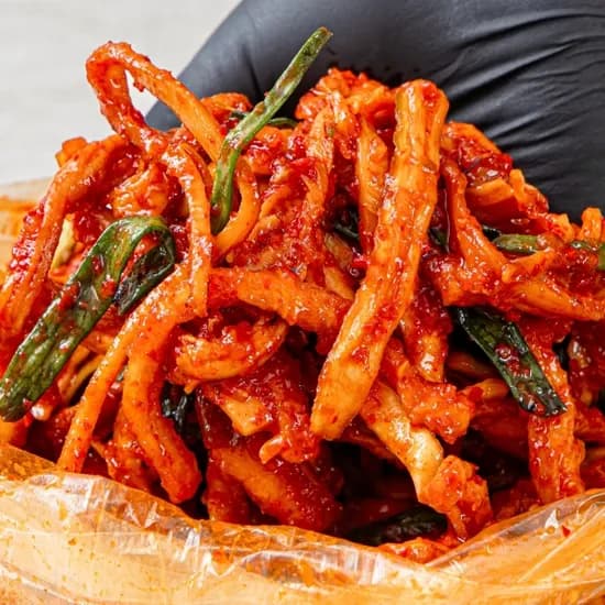 어사김치 국내산 제주 월동무 진미채 무말랭이 무침 1kg 1개