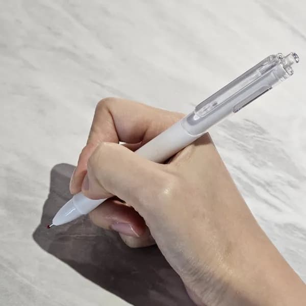 볼펜 검정심 0.5mm 화이트 20개 4,900원