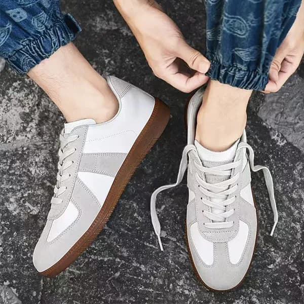 클래식 배색 스니커즈 베이지 265mm 1개 15,340원