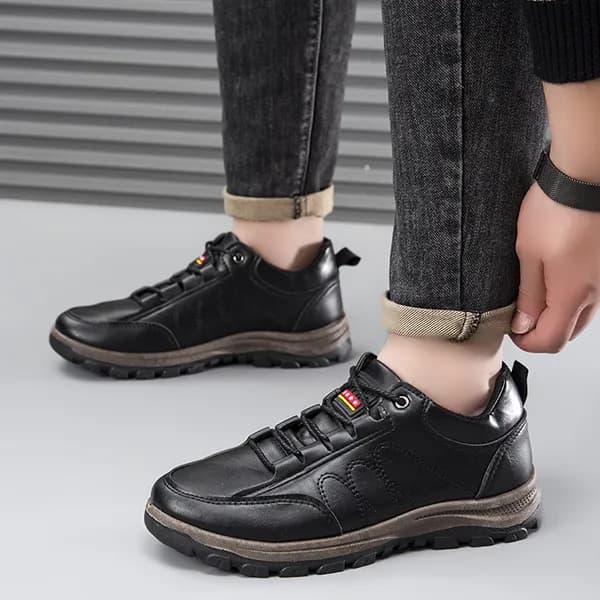 남성 스니커즈 ZG-MT05 블랙 255mm 19,890원