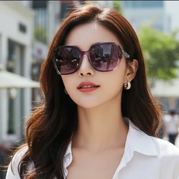 그라데이션 오버 선글라스 퍼플 1개 + 고급가죽파우치 1종 랜덤 발송 1세트