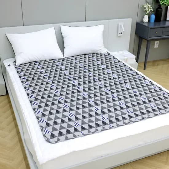한일의료기 탄소열선 전기요 삼각패턴 대형 135x180cm