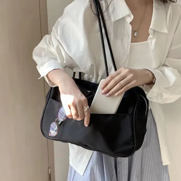스퀘어 나일론 데일리 숄더백 블랙 FREE 1개 24,900원