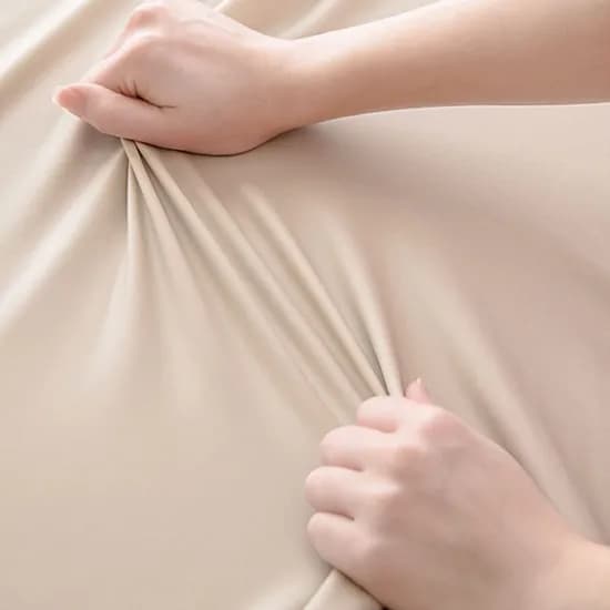 조영유통 탄력 가죽 방수 식탁보, HJ4161-286, 70x120cm, 베이지, 1개
