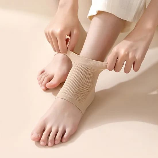 심플루미 발꿈치 각질 케어 실리콘 덧신 스킨 프리사이즈 4P 1개