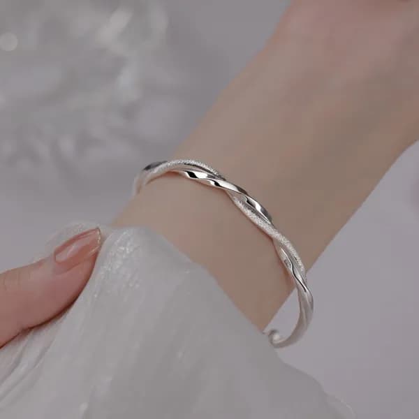 Monsieur Bong s925 핏되는 착용감 트위스트 링 브레슬릿, Free 15,780원