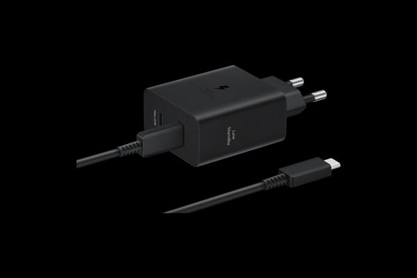 삼성 50W 듀얼 PD 충전기 절전형 (USB C to C 케이블 포함) (38,500원/무료)
