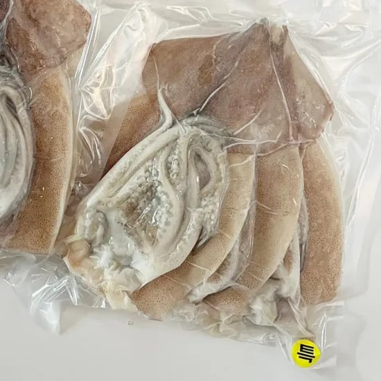 손질 활복오징어 특대(XL) 1팩(3미) 500~600g 코인33% (7,614원/무료)