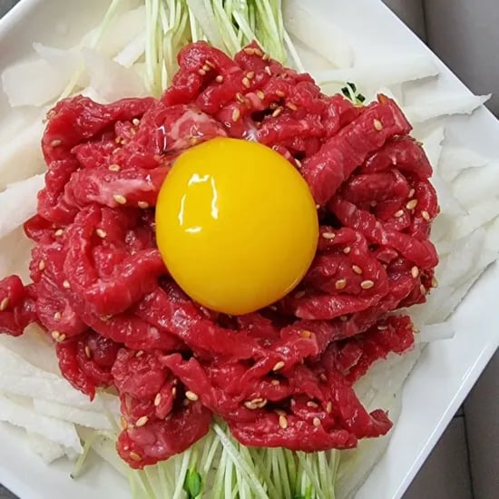 화려한우 1++ 육회 200g 2팩