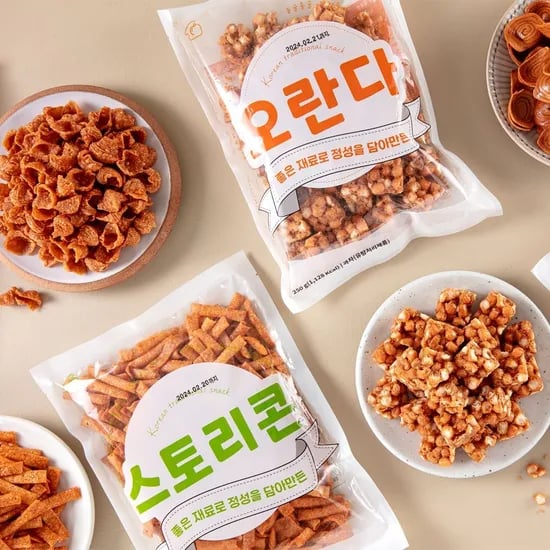 추억의 옛날 과자 8봉 총 2kg 골라담기 (오란다,고구마형,왕소라형,스토리콘) (11,090원/무료)