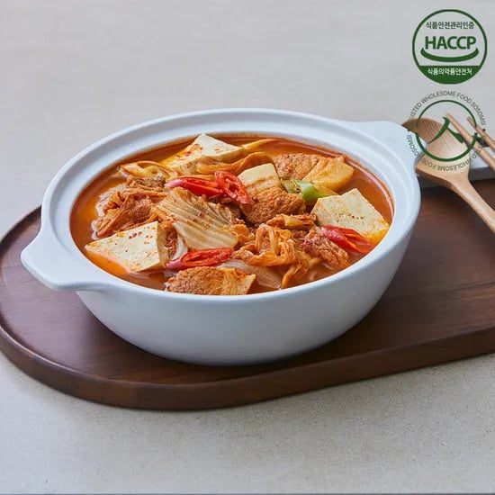 소솜시 국내산100% 통김치찌개 밀키트 캠핑요리 음식 맛집 650g 2개 (17900/무료)