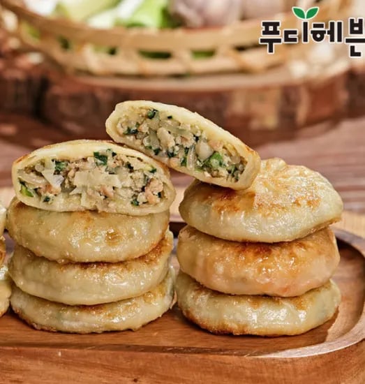 오뚜기냉동식품/바삭 파삭 얇은피 호떡쌀 고기 군만두 1.2kg (7330원/무료)