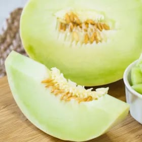 신세계푸드 허니듀멜론 특대과 2개입 (4~4.4kg 내외)