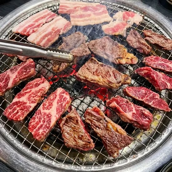 소고기, 우삼겹 + 갈비살 + 부채살 1kg 세트 24,900원