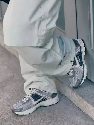 w컨셉) 나이키 줌 보메로5 109081원