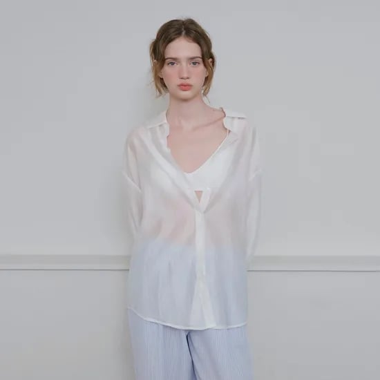 롯데온) 텐셀 글로우 시어셔츠_Milk Glow 51,880원