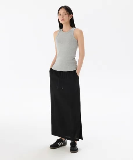무신사 스탠다드 린넨 라이크 밴딩 롱스커트 21,890원