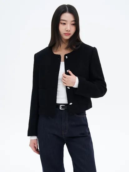 에잇세컨즈 패딩 안감 부클 라운드넥 숏 재킷 블랙