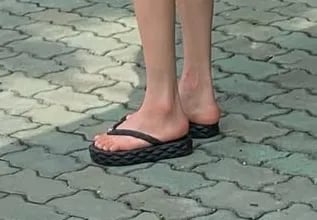 굽있는 쪼리 브랜드? 명품? 아시는분