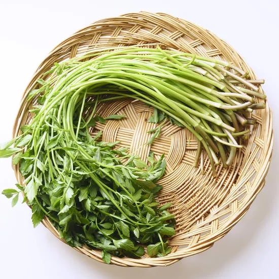 깨끗한 국산세척 동곡 하우스 미나리400g 7,940원(무료배송)
