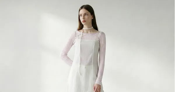 숲 시스루 백 스트랩 셔츠 20,930원 무배