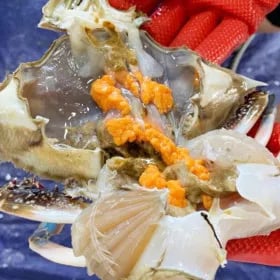 국내산 제철 활 암꽃게 1kg 내외 4~6미, 17,920원