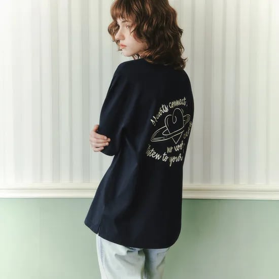 [2컬러] 하트 스페이스 반팔 티셔츠 HEART SPACE SHORT SLEEVE T-SHIRT