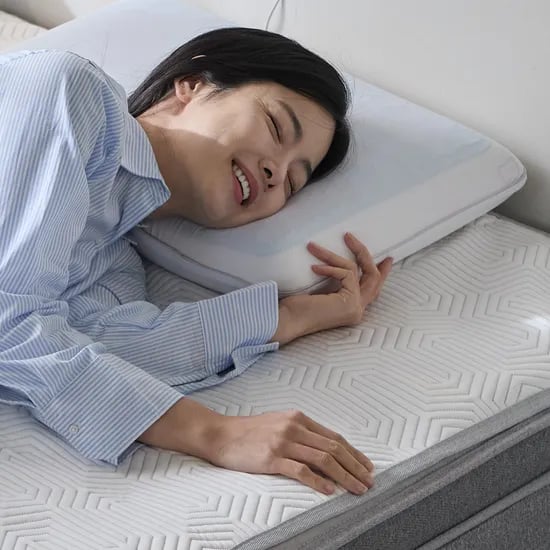 모먼스트 사계절 양면 메모리폼 냉감 쿨젤 베개