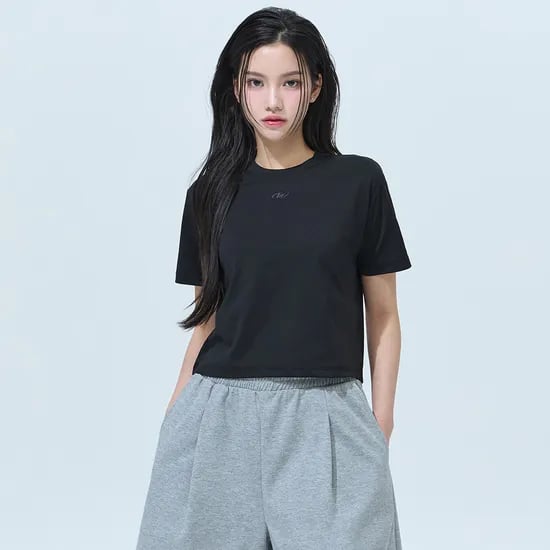 블랙몬스터핏 여성 소로나 심볼 크롭 숏슬리브 상의 반팔 티셔츠 스탠다드핏 데일리 신축성