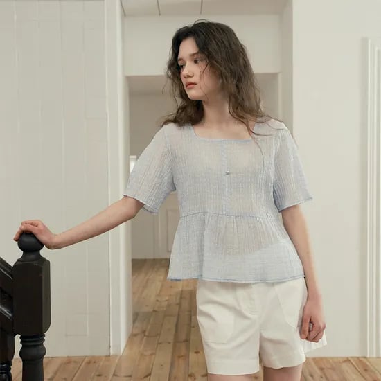 스퀘어넥페플럼블라우스 J1BL324C