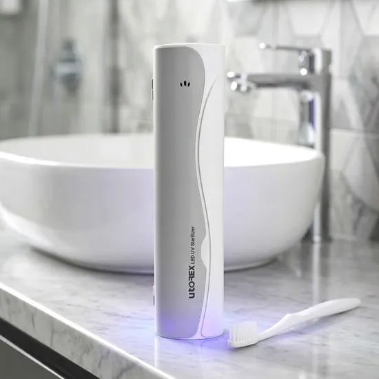 유토렉스 그레이스 UV-C 무선 휴대용 칫솔살균기 UTC-28G 라이트그레이