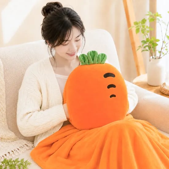 스토리빙 과일 쿠션 무릎 담요 당근 7,500원