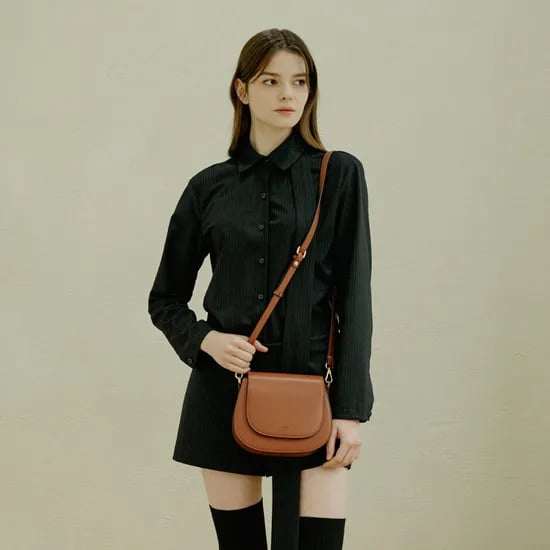 몽삭 여성가방 레디 크로스 바디백 브라운 AP12-2323-BW