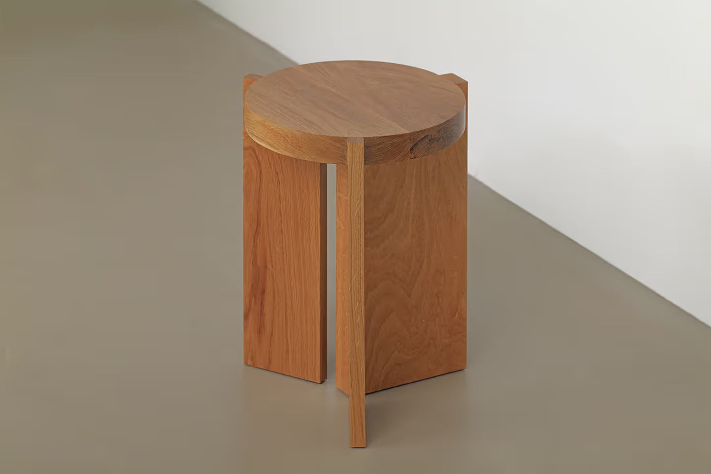 JC903 TABLE WHITE OAK