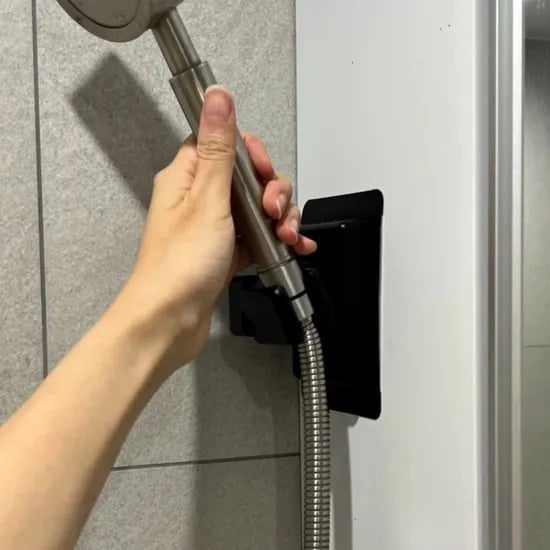한 손으로 쓰기 편한 강력접착 우측 샤워기 거치대 (블랙)