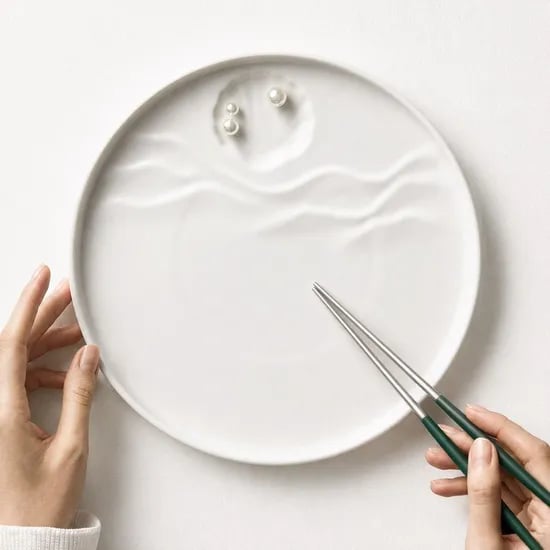 결 바다 속 조개접시