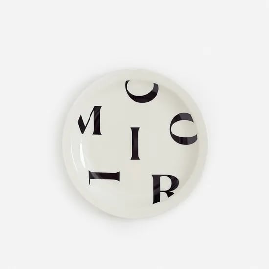시그니처 접시 플레이트 블랙 M