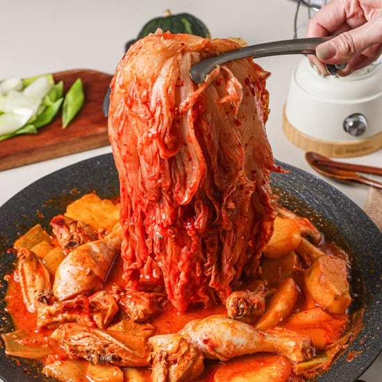 닭도리탕 한마리 (27,900원/3,500원)13