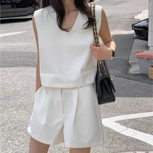 CABULE 여름 여성 크롭 V넥 나시 핀턱 와이드 반바지 투피스 세트