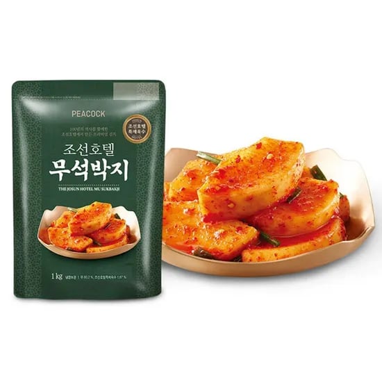 피코크 조선호텔 김치 무 석박지 2팩