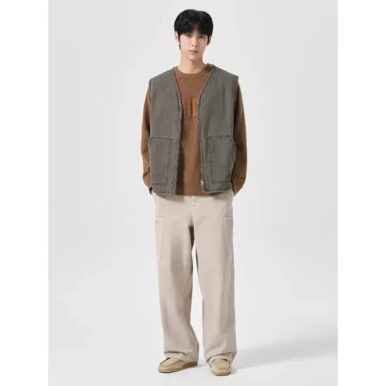 에잇세컨즈 패디드 코튼 베스트 카키