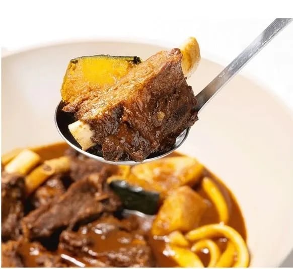 쑥이네 돼지갈비찜 700g+700g 간장맛 매운맛
