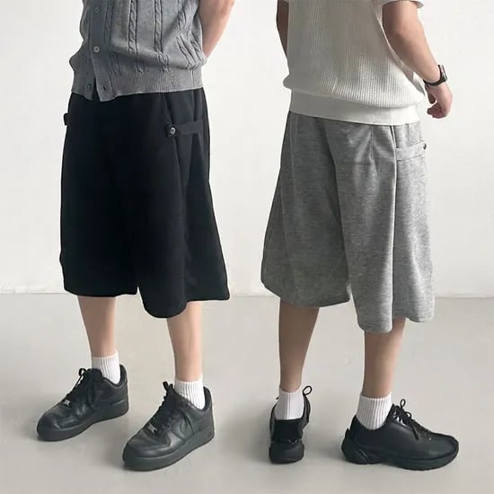 1+1 남녀공용 와이드반바지 버뮤다팬츠 (24,900원/무료)