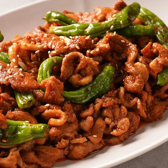 우거지 뼈다귀감자탕 1.5kg 한우 육회 300g