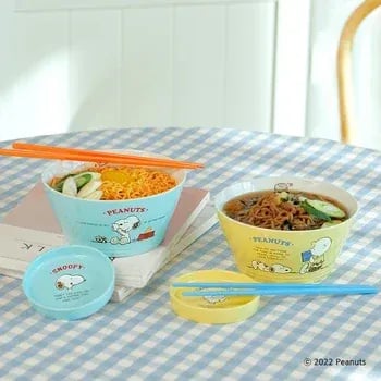 스누피 도자기 면기세트 3개, 홀리데이 플레이트 2P, 컬러페인팅 머그+플레이트 3개, 총 10개  3,908원/4,574원/4,025원