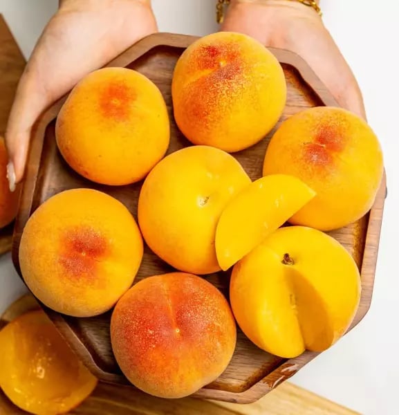 황도복숭아 4kg 대과 (18,720원 / 무배)