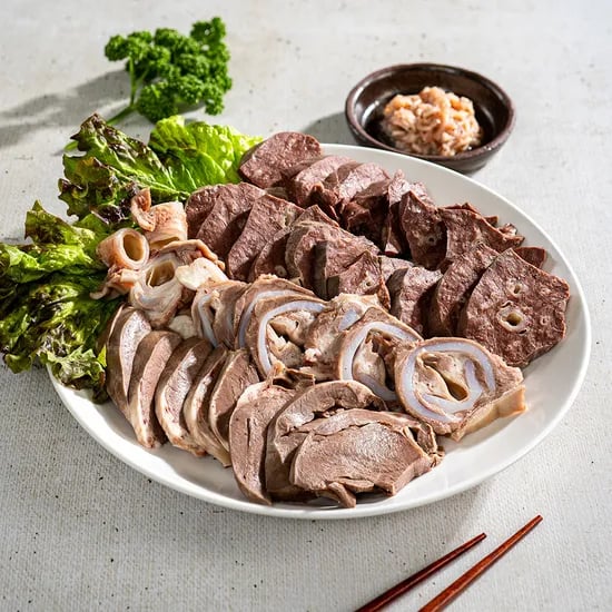 쵱선생 국내산 돼지 내장 부속, 허파 염통 울대, 1kg, 1팩