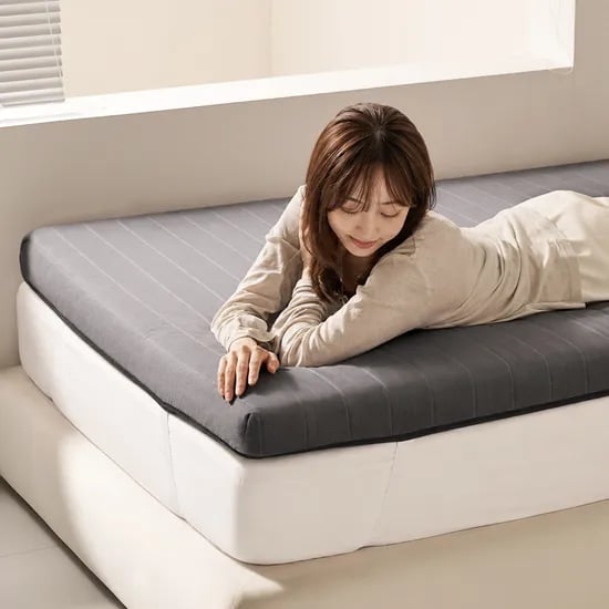 국민토퍼 매트리스 홑겹 그레이 퀸 5cm 64,800원